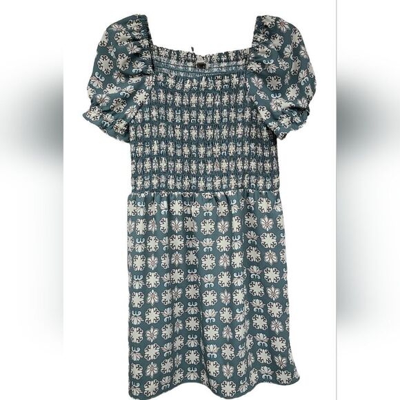 Loft Petite Gray Floral Smocked Babydoll Puff Short Sleeves Mini Dress Cute SP - Picture 10 of 10